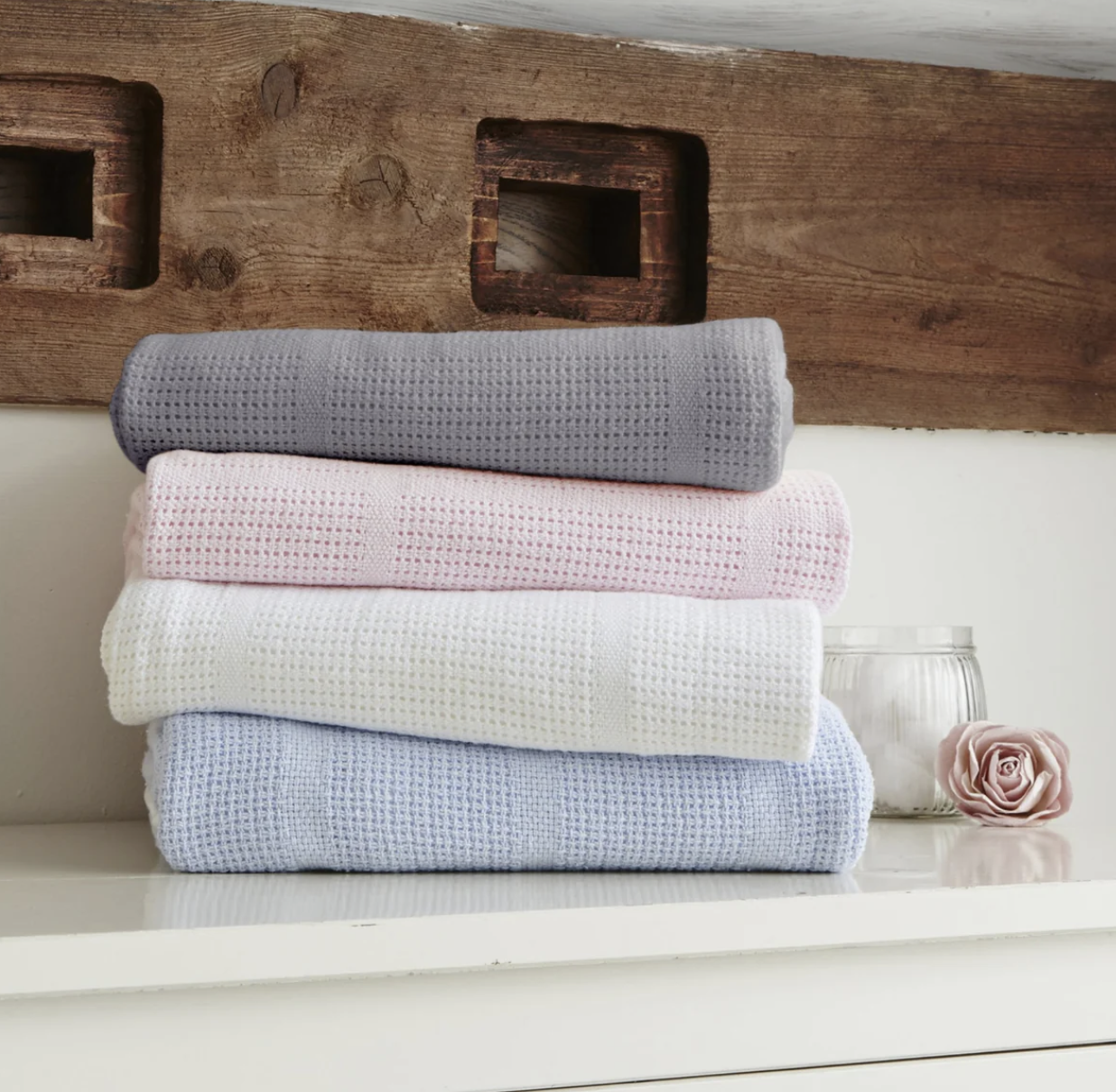Clair De Lune Soft Dimple Moses Basket Starter pack - Pink - Image 3