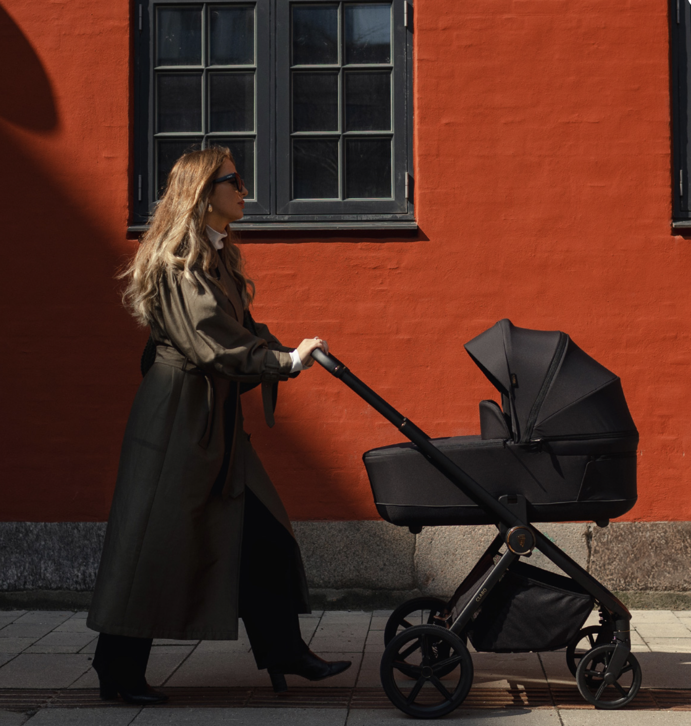 Venicci Claro Noir Pram Bundle - Image 9