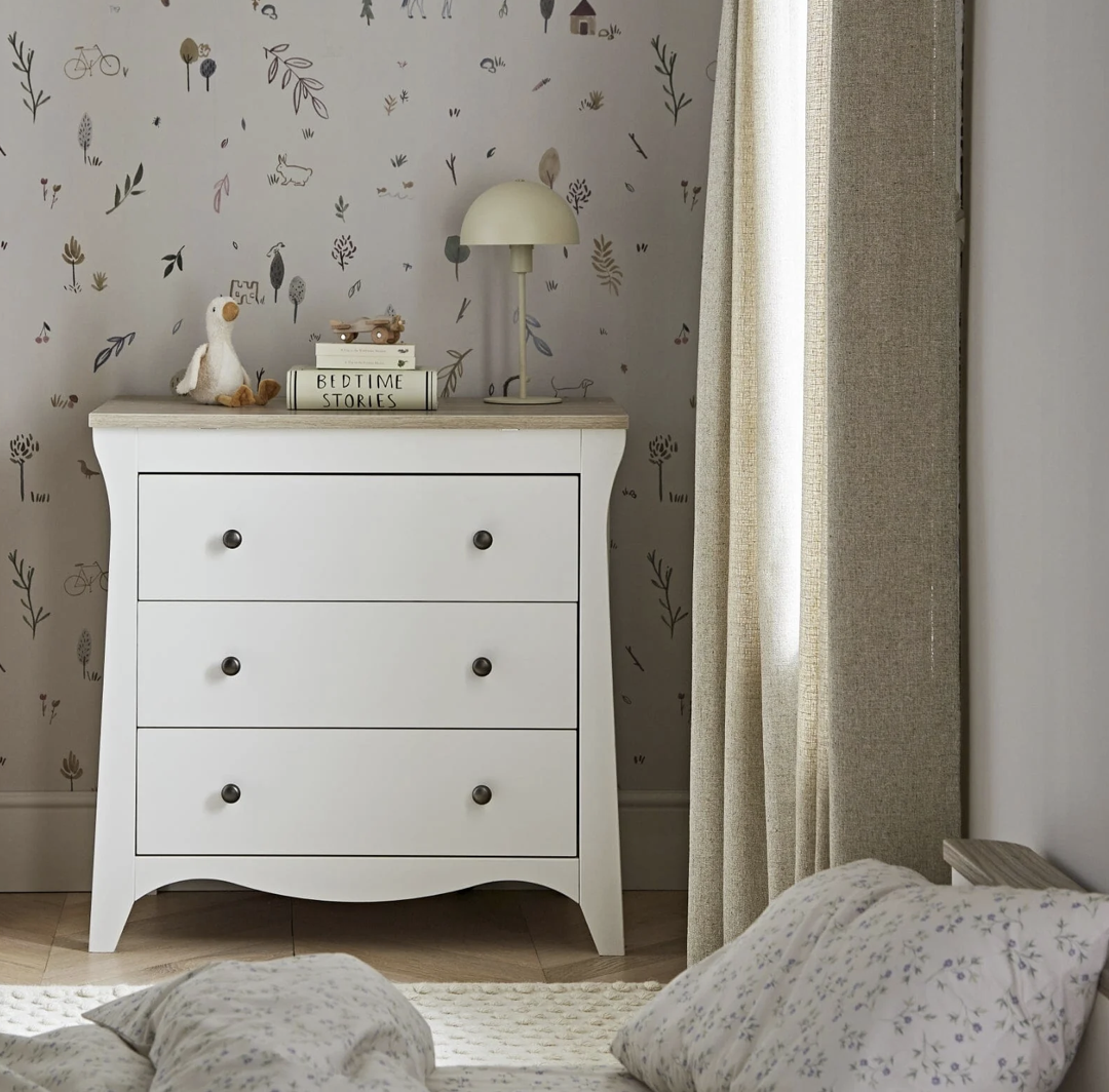 Cuddleco Clara 3 Piece Nursery Furniture Set - White & Ash - Image 7
