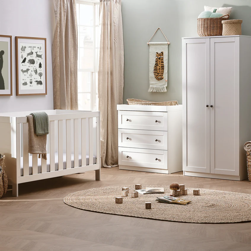 Bromley White 3 Piece Nursery Room Set With Mattress - Image 10
