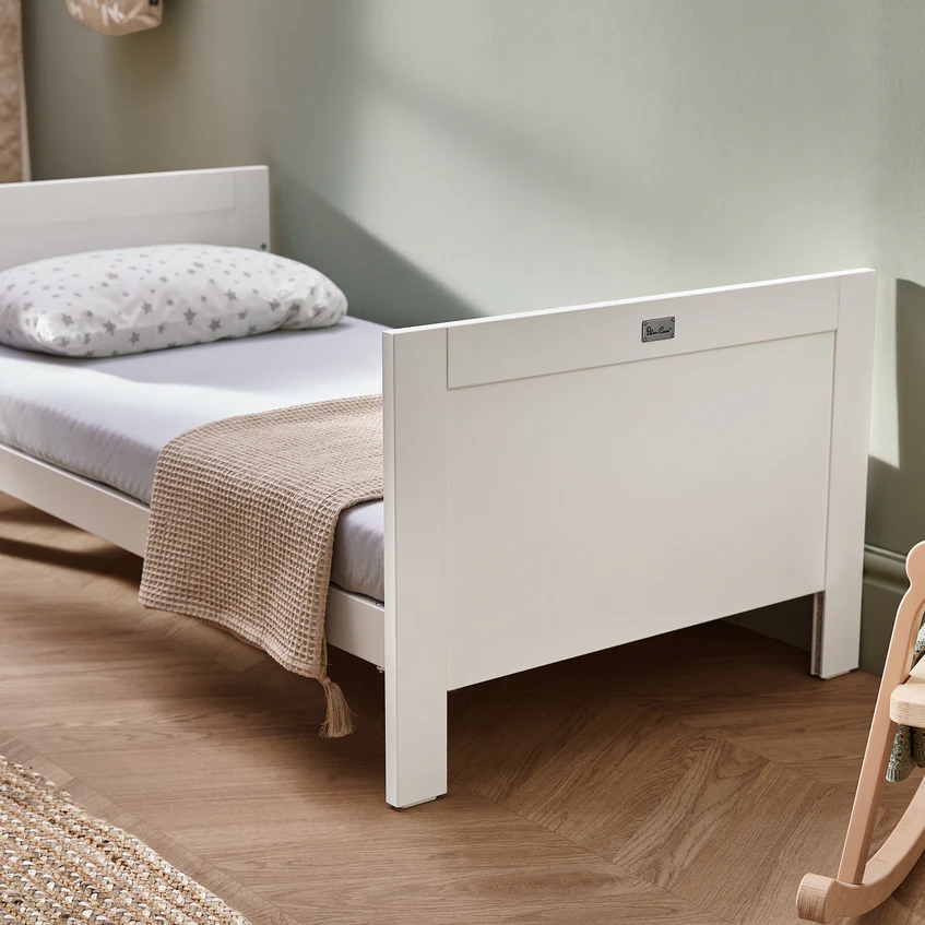 Bromley White Convertible Cot Bed to Toddler Bed - Image 2