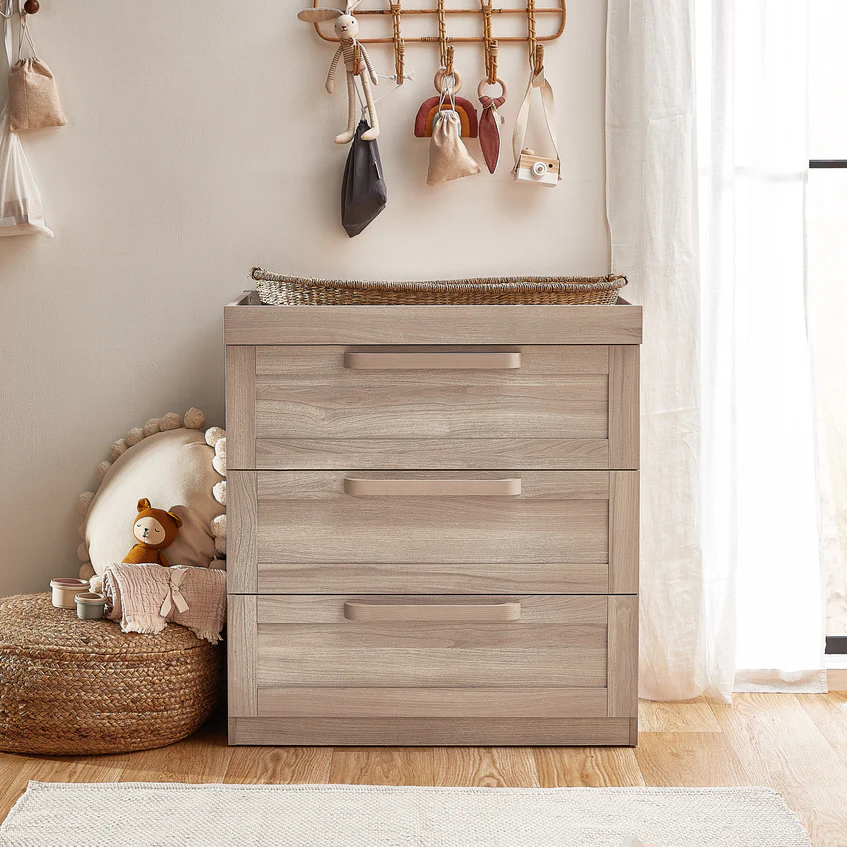 Bromley Oak 4 Piece Nursery Room Set With Mattress - Image 9
