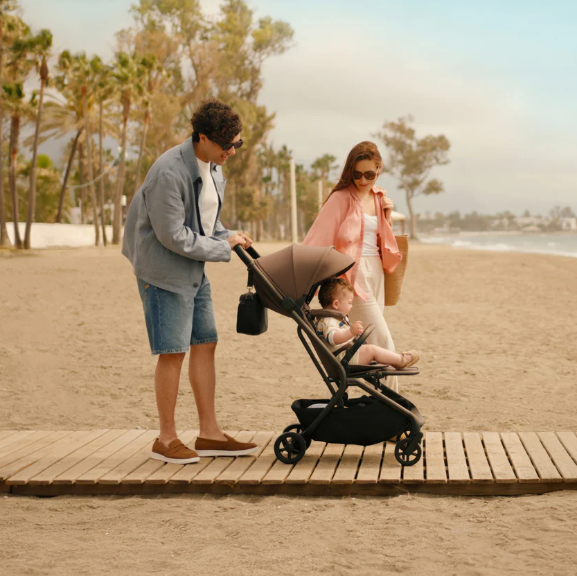 Nia Compact Travel Stroller - Image 8