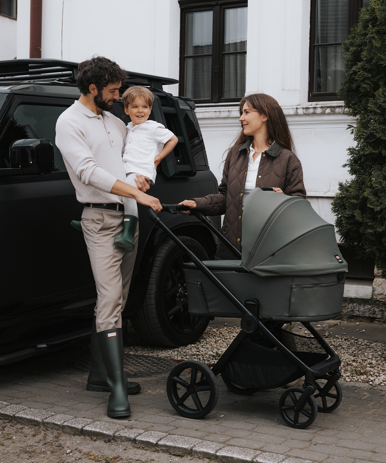 Hunter x Venicci Upline 3 Dark Olive Pram - Image 10