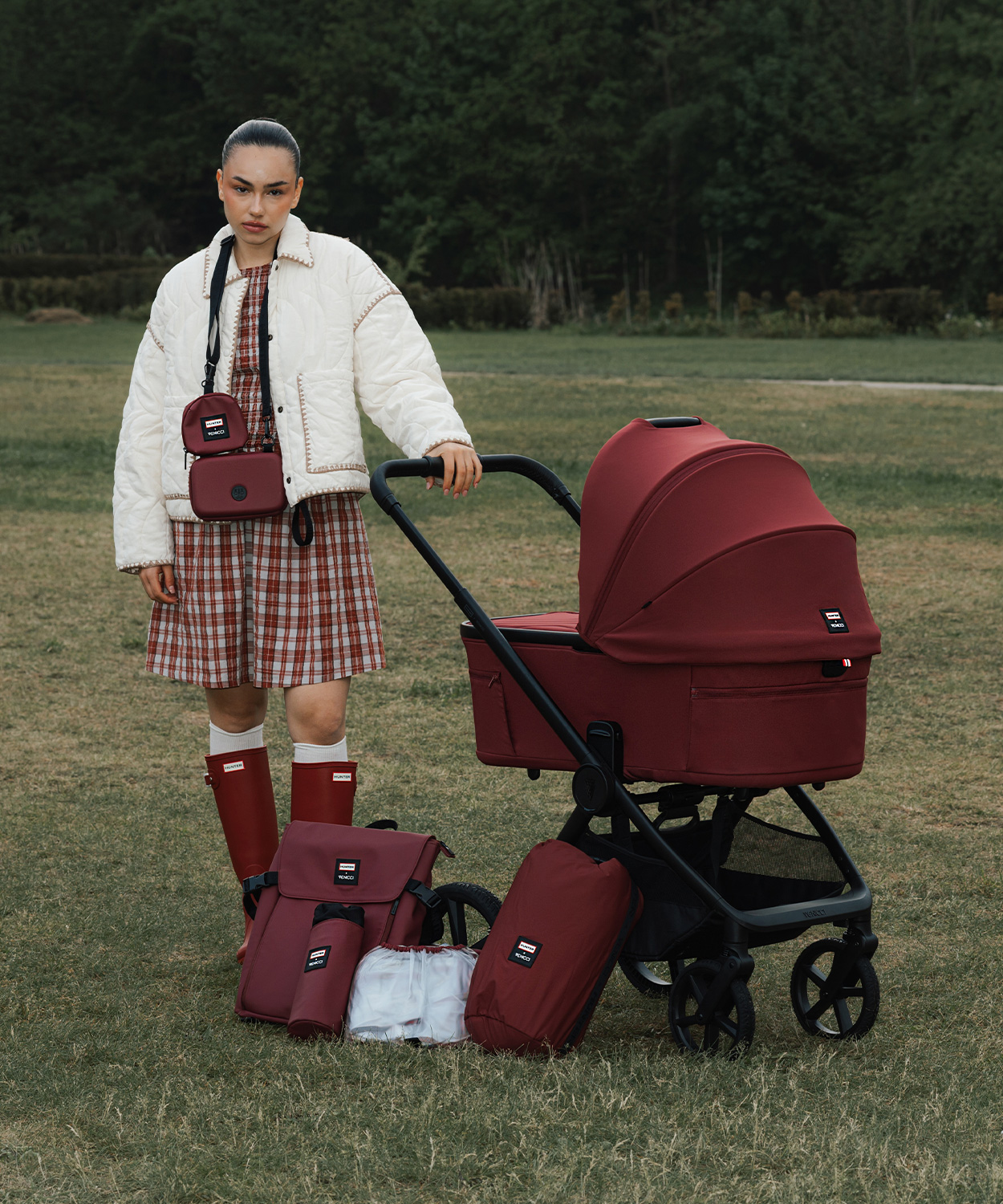 Hunter x Venicci Upline 3 Red Pram - Image 5